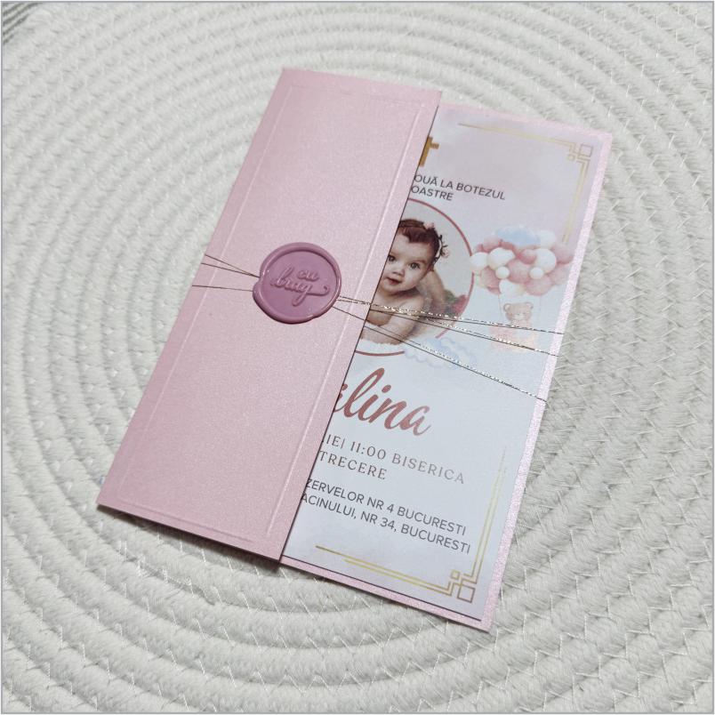 Invitație Botez „Pink Cherie” – model delicat cu sigiliu roz și fotografie